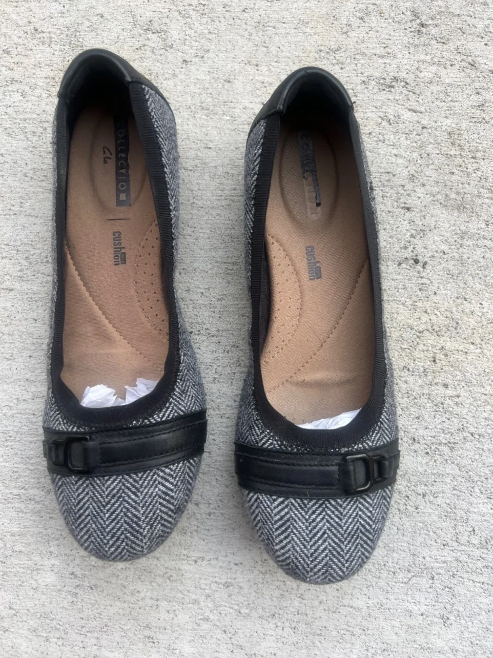 Clarks Kinzie Light Women’s Black Tweed Flats - With Box (Size 8)